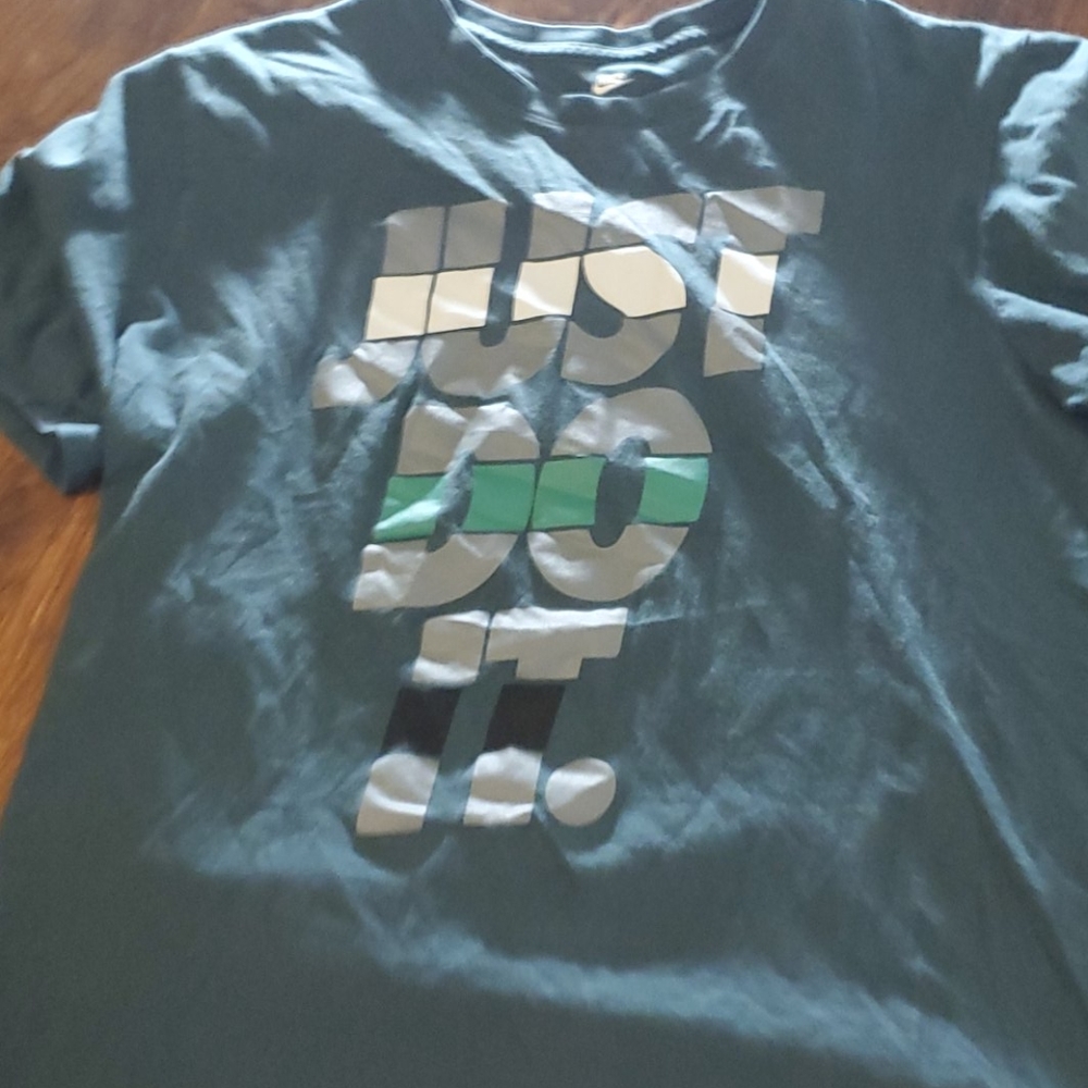 Nike shirt